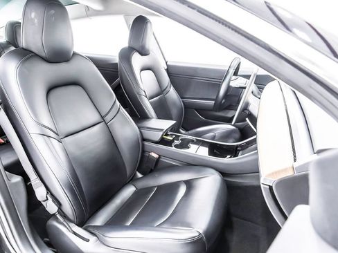 Used 2017 Tesla Model 3 Standard Range RWD image 33