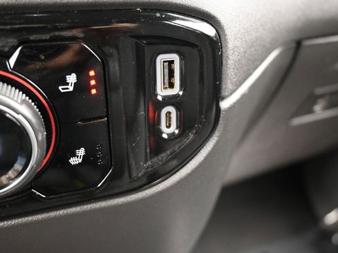 Used 2023 Chevrolet Silverado 1500 LT image 26