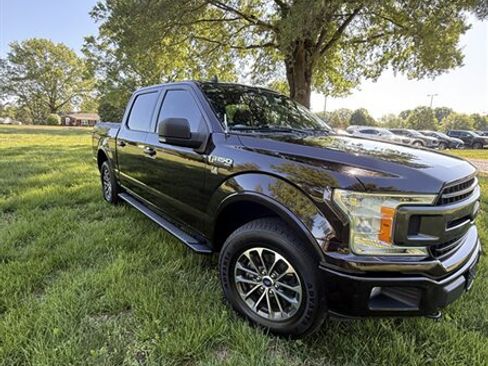 Used 2020 Ford F150 XLT w/ Equipment Group 302A Luxury AWD/4WD image 3