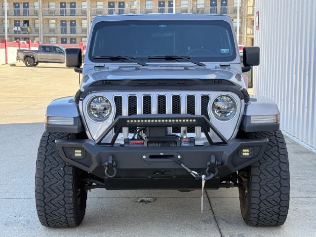 Used 2018 Jeep Wrangler Unlimited Sahara w/ LED Lighting Group AWD/4WD image 6