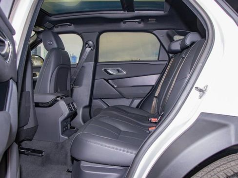 New 2026 Land Rover Range Rover Velar Dynamic SE image 22