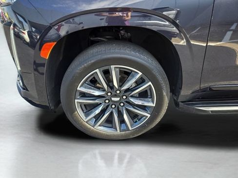 Used 2023 Cadillac Escalade Sport Platinum RWD image 47
