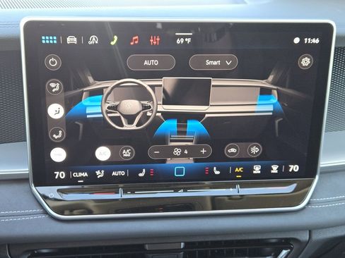 New 2026 Volkswagen Tiguan SE AWD/4WD image 15