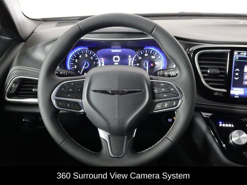 New 2026 Chrysler Pacifica Select FWD image 7