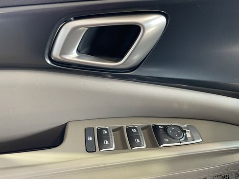 New 2026 Kia Carnival LXS image 11