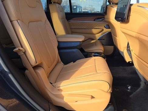 Used 2024 Jeep Grand Cherokee L Summit image 10