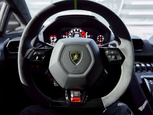 Used 2024 Lamborghini Huracan Sterrato image 55