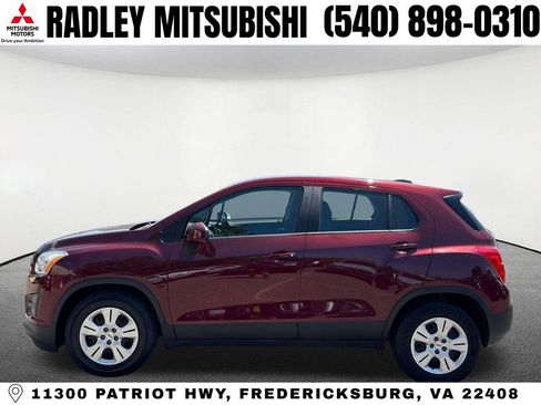 Used 2016 Chevrolet Trax LS FWD image 16
