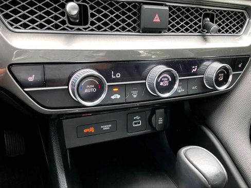 Certified 2023 Acura Integra FWD image 34