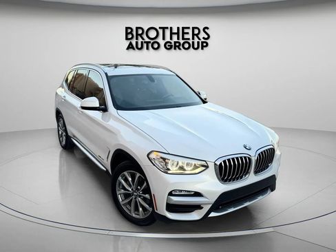 Used 2018 BMW X3 xDrive30i AWD/4WD image 2