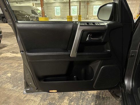 Used 2022 Toyota 4Runner SR5 w/ TRD Black Wheel Package (TMS) AWD/4WD image 30
