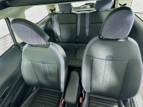 Certified 2025 MINI Cooper S image 21