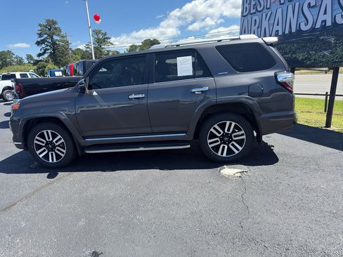 Used 2023 Toyota 4Runner Limited AWD/4WD image 8
