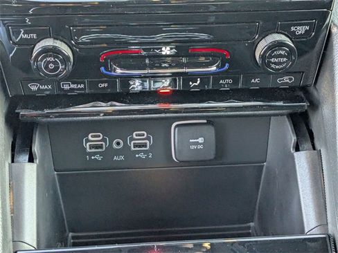 New 2025 Jeep Grand Cherokee Laredo X image 19