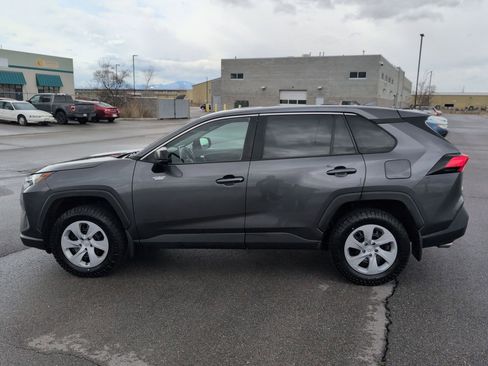 Used 2023 Toyota RAV4 LE image 7