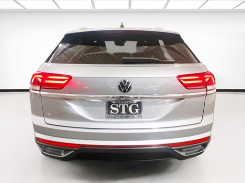 Used 2021 Volkswagen Atlas Cross Sport SE image 5