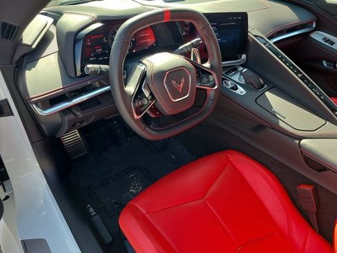 Used 2025 Chevrolet Corvette Stingray Convertible w/ 1LT RWD image 16