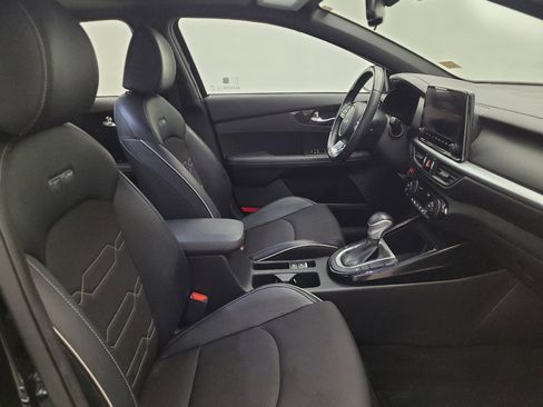 Used 2023 Kia Forte GT-Line w/ GT-Line Premium Package image 21