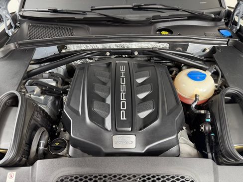 Used 2016 Porsche Macan S AWD/4WD image 22