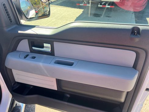 Used 2014 Ford F150 XLT w/ Equipment Group 302A Luxury image 19