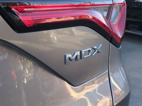Used 2023 Acura MDX Technology image 35