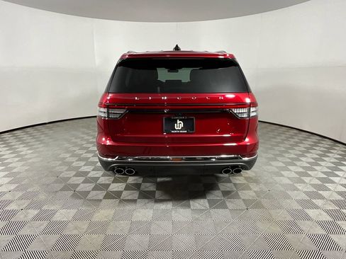 Used 2025 Lincoln Aviator 2WD image 7