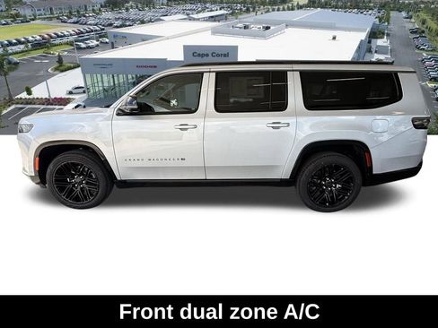 New 2026 Jeep Grand Wagoneer L Limited AWD/4WD image 7