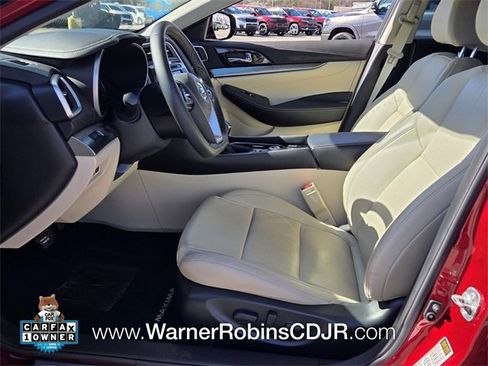 Used 2022 Nissan Maxima SV w/ Floor Mat Group image 5