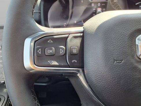 New 2026 RAM 2500 Laramie AWD/4WD image 13