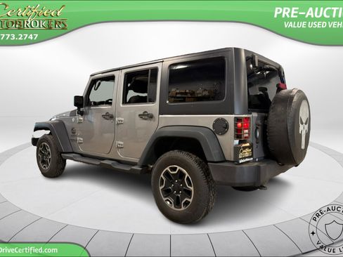 Used 2014 Jeep Wrangler Unlimited Sport w/ Quick Order Package 24S AWD/4WD image 8