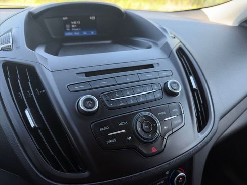 Used 2018 Ford Escape SE AWD/4WD image 10