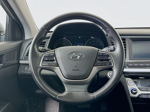 Used 2018 Hyundai Elantra Value Edition w/ Cargo Package FWD image 18