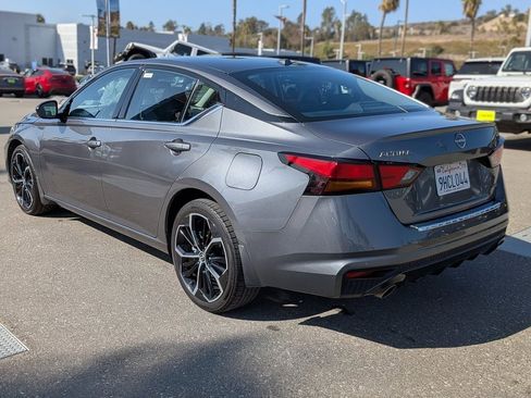 Used 2023 Nissan Altima 2.5 SR image 6