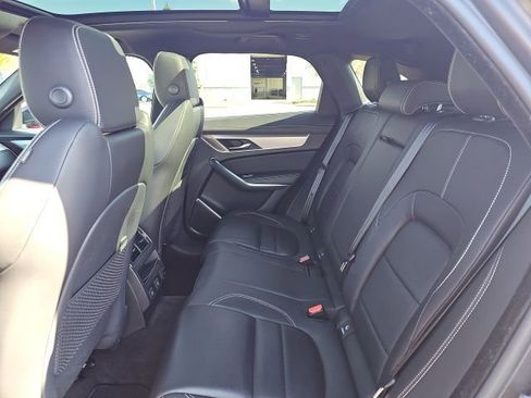 Used 2024 Jaguar F-PACE R-Dynamic S AWD/4WD image 23