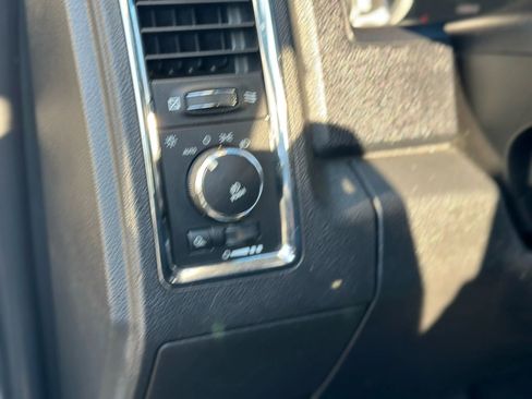 Used 2013 RAM 3500 Laramie image 40