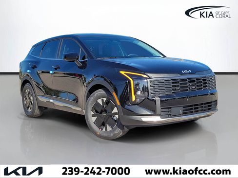 New 2026 Kia Sportage LX FWD image 1