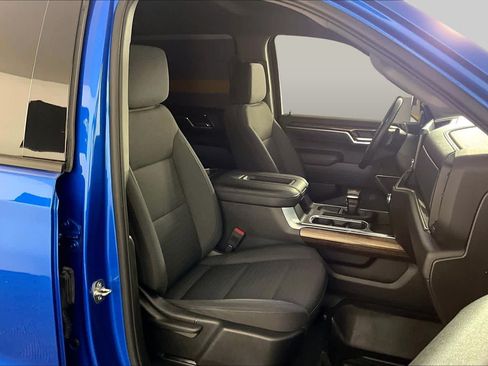 Used 2022 GMC Sierra 1500 Elevation AWD/4WD image 9