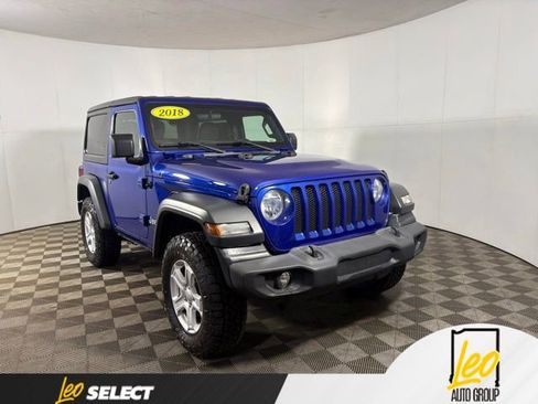 Used 2018 Jeep Wrangler Sport AWD/4WD image 7