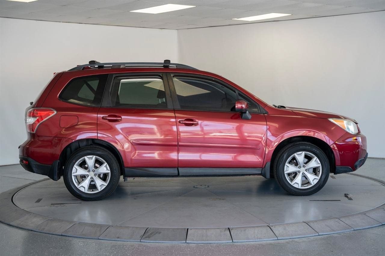 Used 2016 Subaru Forester 2.5i Premium AWD/4WD image 8