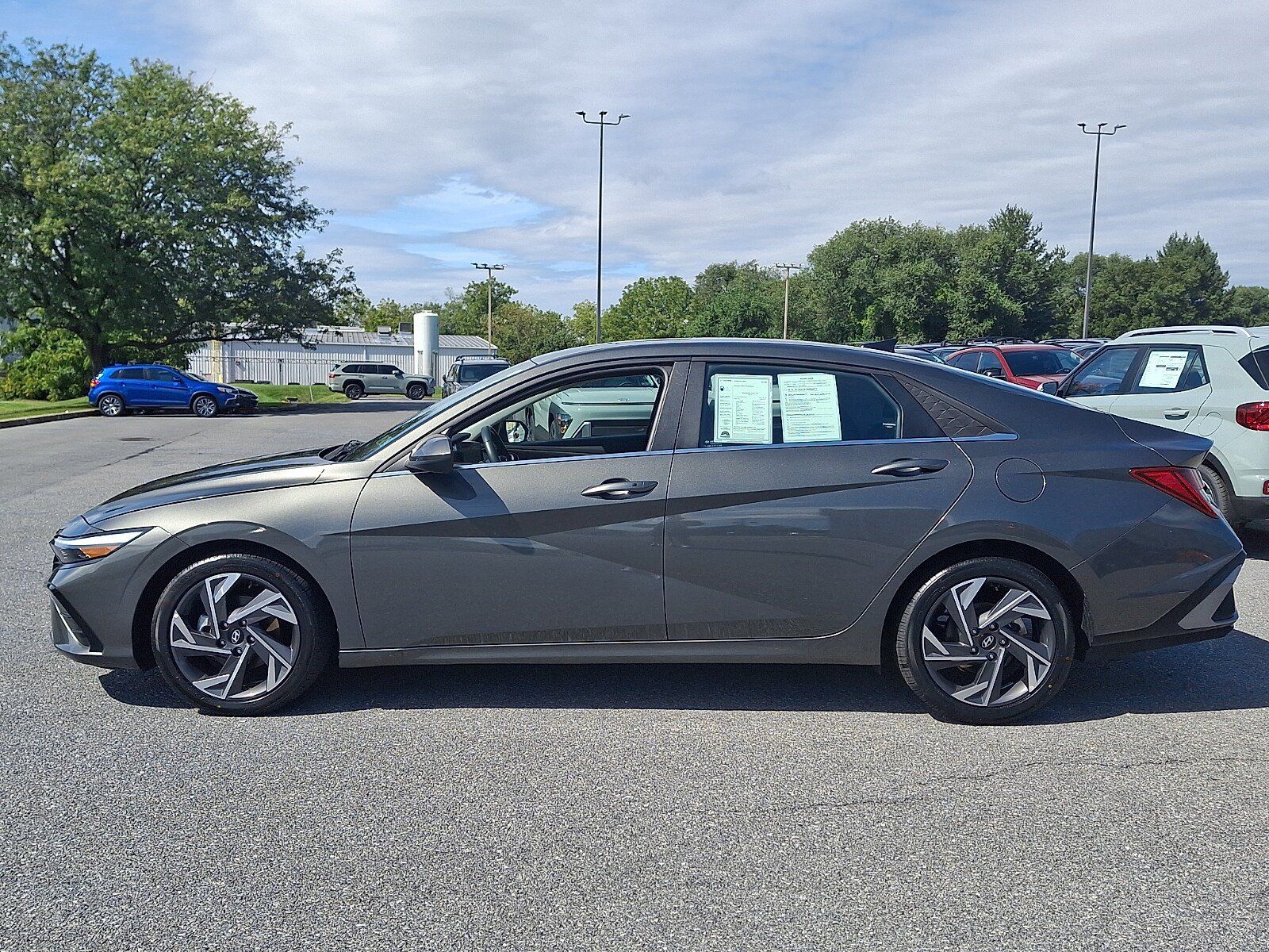 Certified 2024 Hyundai Elantra SEL w/ Convenience Package FWD image 8