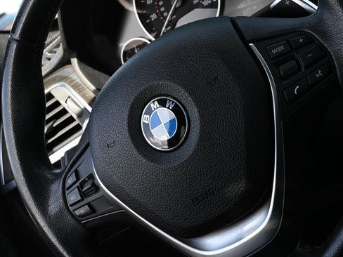 Used 2018 BMW 330i Sedan RWD image 25