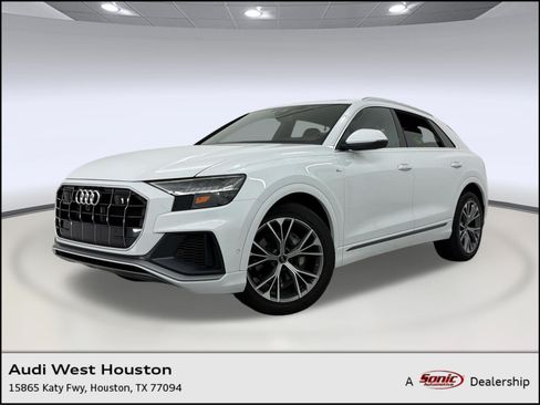 Used 2023 Audi Q8 Prestige AWD/4WD image 1