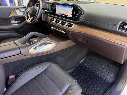 Certified 2022 Mercedes-Benz GLS 450 4MATIC image 18