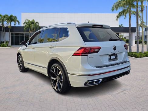 Used 2024 Volkswagen Tiguan SEL R-Line image 5