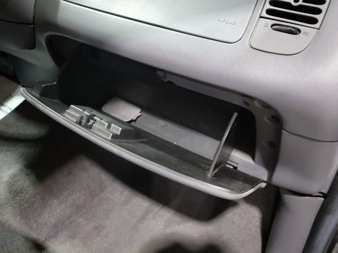 Used 2004 Ford F150 XLT image 20