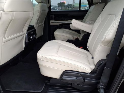 Used 2021 Ford Expedition Max Platinum image 10