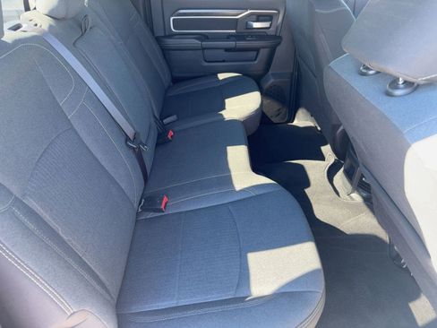 Used 2024 RAM 2500 Big Horn w/ Safety Group image 29