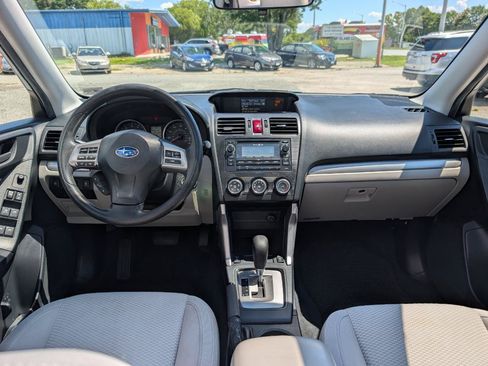 Used 2015 Subaru Forester 2.5i Premium w/ All-Weather Package AWD/4WD image 32