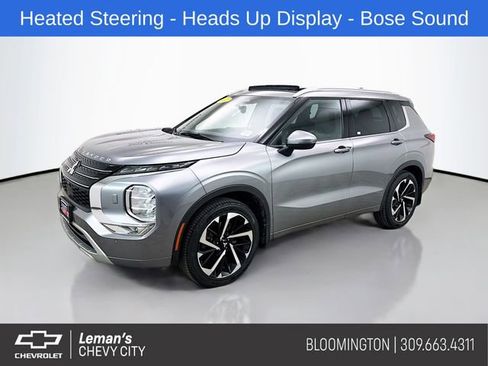 Used 2022 Mitsubishi Outlander SEL image 3