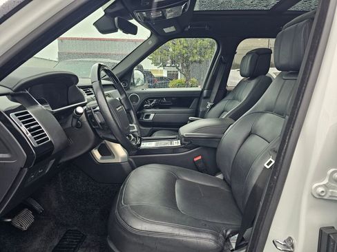 Used 2019 Land Rover Range Rover Supercharged AWD/4WD image 24
